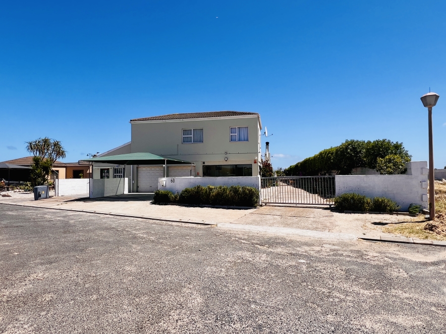 5 Bedroom Property for Sale in Country Club Western Cape